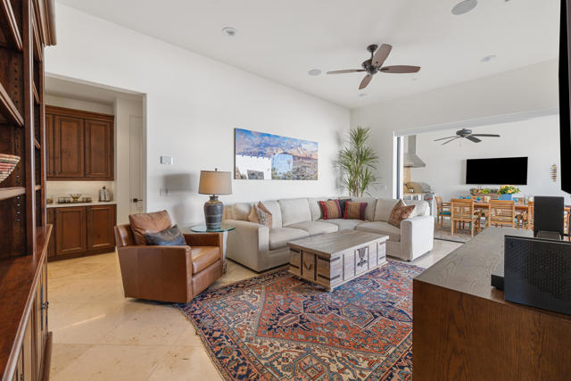 Image 39 of 83 For 2 Diamond Court