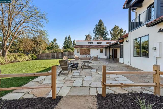 Image 3 of 54 For 850 Las Trampas Rd