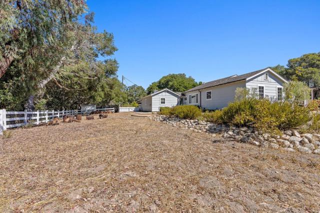 713 Salinas Monterey Highway, Salinas CA: https://media.crmls.org/mediaz/d3ea3589-0619-4386-943e-5954410f5538.jpg