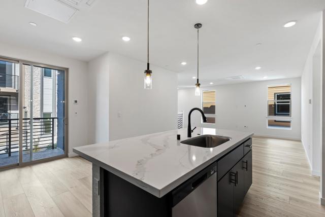 6677 Optimum Loop, San Jose CA: https://media.crmls.org/mediaz/d3ea8f34-082d-4d8c-87be-76835331566f.jpg