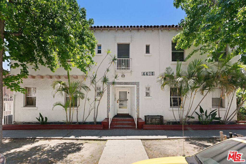 Multifamily at 4408 Lockwood Avenue