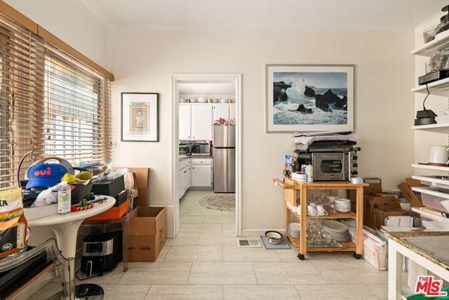 6410 W 6th Street, Los Angeles CA: https://media.crmls.org/mediaz/d3ec34bf-ca8c-4489-8a6a-64ce36a45ef8.jpg
