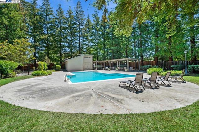 2587 Chablis Way, Livermore CA: https://media.crmls.org/mediaz/d3ec442b-b462-4443-b4c0-adcf58753f5d.jpg