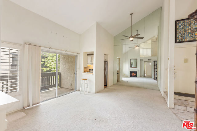 5302 Summertime Lane photo 7