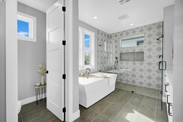 257 Haleena Place, Walnut Creek CA: https://media.crmls.org/mediaz/d3edf69a-021c-455f-8514-3763119cafa7.jpg