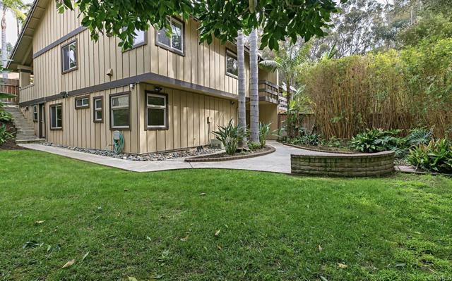 Detail Gallery Image 17 of 18 For 2895 Brentwood Ct, Carlsbad,  CA 92008 - 3 Beds | 3 Baths