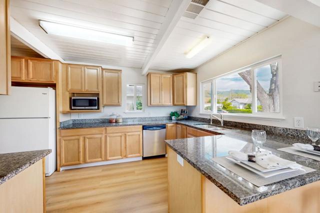 209 Carnegie Drive, Milpitas CA: https://media.crmls.org/mediaz/d3eef252-181f-42dc-8315-f11c9110cdc9.jpg