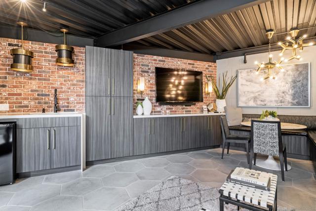 877 Island Avenue, San Diego CA: https://media.crmls.org/mediaz/d3f05042-02bd-4328-9f81-261f3e00e9a3.jpg