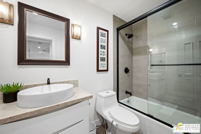 87 Magdalena Drive, Rancho Mirage CA: https://media.crmls.org/mediaz/d3f077a9-adab-4bc7-946f-c243a3d272e2.jpg