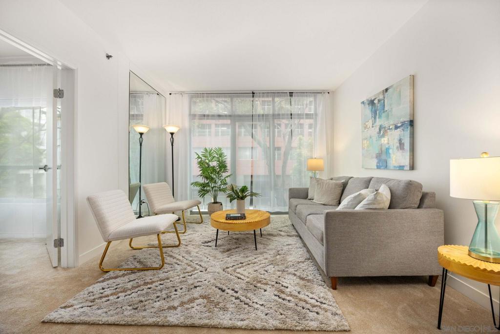 425 W Beech Street - photo 6