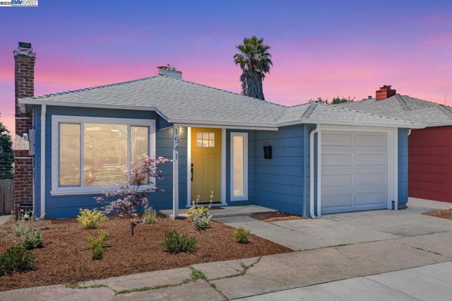 1541 Merced Street, Richmond CA: https://media.crmls.org/mediaz/d3f30705-1ddf-4244-84c1-ec908a927863.jpg
