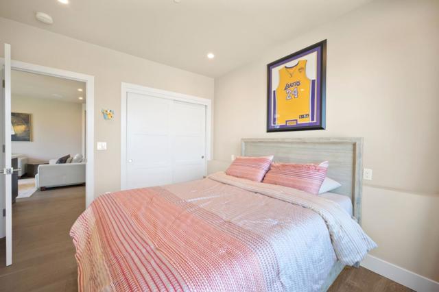 1548 Los Montes Drive, Burlingame CA: https://media.crmls.org/mediaz/d3f36689-6d3f-457e-8c24-9601b7dfcc12.jpg