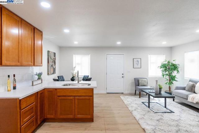 4733 E Washington St, Stockton CA: https://media.crmls.org/mediaz/d3f385e1-2d0a-42c4-bc7c-b1629119345f.jpg