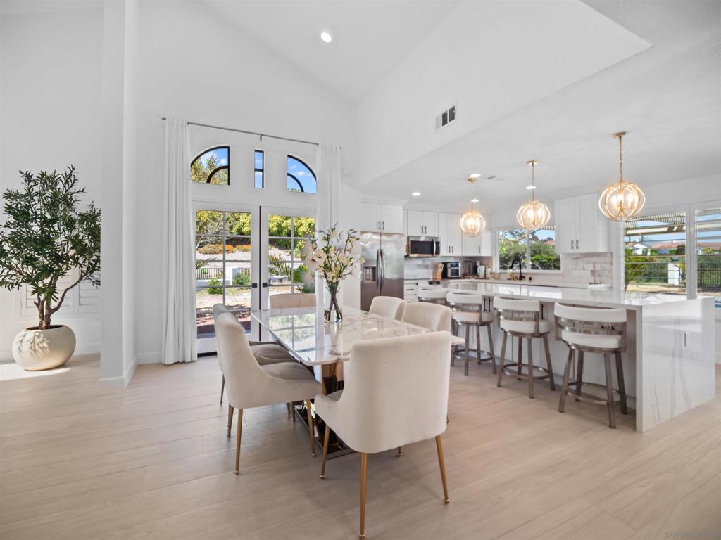 MLS #250045856SD image #16