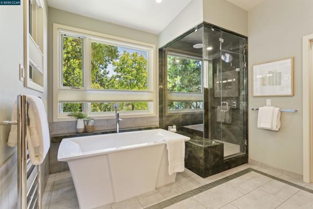 53 Tara Rd, Orinda CA: https://media.crmls.org/mediaz/d3f53eae-a7b4-456d-9f7f-be9b014afb07.jpg