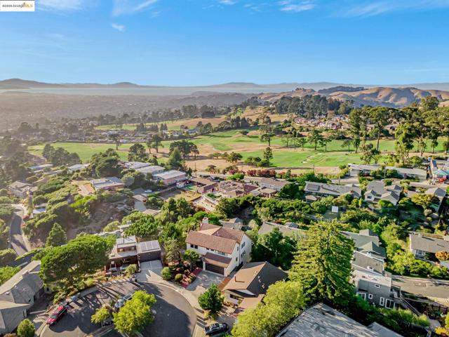 1518 MADERA CT, El Cerrito CA: https://media.crmls.org/mediaz/d3f67bd6-c82b-43ea-901d-0ff23e2db08c.jpg