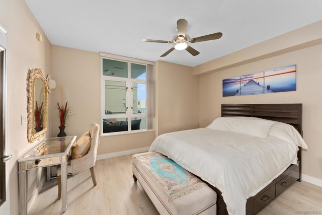 850 Beech St, San Diego CA: https://media.crmls.org/mediaz/d3f7702a-29a8-4619-9bf3-9b9a1c4af2c5.jpg