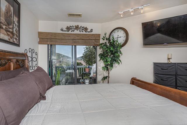 Detail Gallery Image 15 of 36 For 2946 Alanwood Ct, Spring Valley,  CA 91978 - 2 Beds | 2 Baths