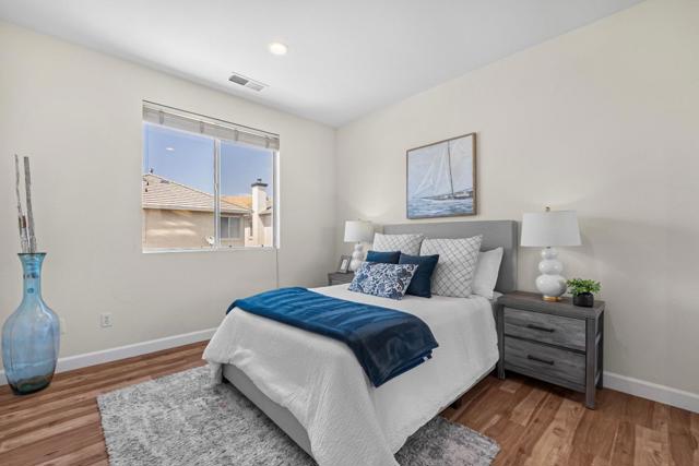 336 Arrowhead Way, Hayward CA: https://media.crmls.org/mediaz/d3f87f1c-ee30-4937-a9a1-4c18fd875650.jpg