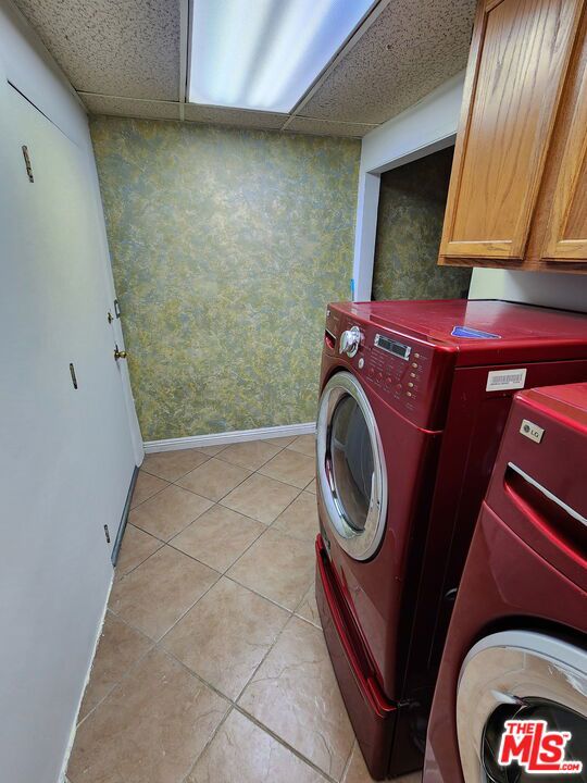 1110 W Vernon Avenue, Los Angeles CA: https://media.crmls.org/mediaz/d3fa9b06-fc58-44fe-b296-1c6c8070497e.jpg