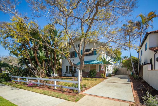 711 H Ave, Coronado, California 92118, 4 Bedrooms Bedrooms, ,3 BathroomsBathrooms,Single Family Residence,For Sale,H Ave,250020195SD