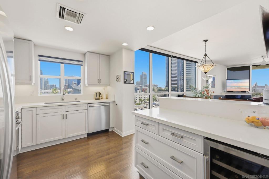 510 1st Avenue - photo 10