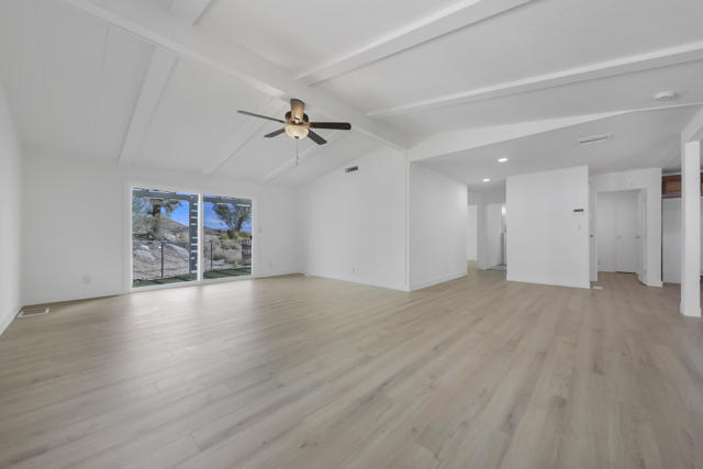49305 Hwy 74 Spc 49, Palm Desert CA: https://media.crmls.org/mediaz/d3fd8682-01bb-48e6-b420-c943403dedd3.jpg