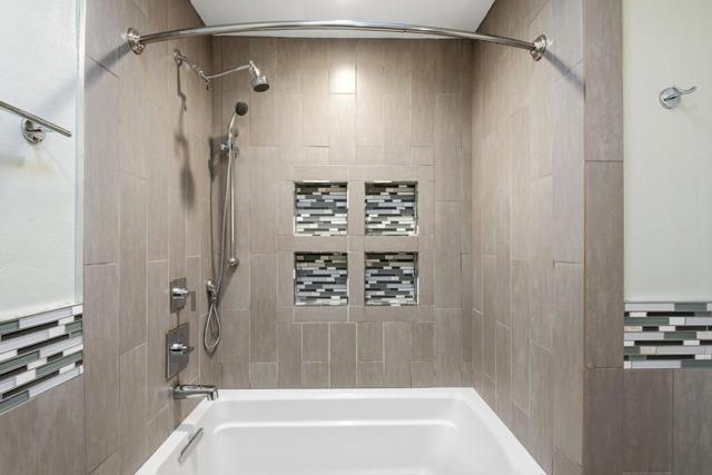 43240 Virginia Avenue, Palm Desert CA: https://media.crmls.org/mediaz/d3ff13c0-f79d-4a89-8486-2ba1d0568a98.jpg