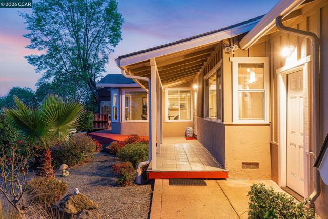 Image 45 of 49 For 2081 Essenay Ave