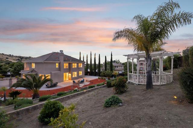 4715 Whitetail Lane, San Jose CA: https://media.crmls.org/mediaz/d40105ed-ec1b-42d5-975b-fe612aa973db.jpg