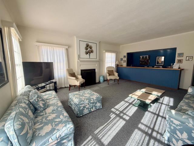 23799 Slns-Mty Highway, Salinas CA: https://media.crmls.org/mediaz/d401d206-1e90-4a31-91dd-c502a02586ca.jpg