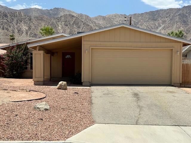 51625 Avenida Herrera, La Quinta CA: https://media.crmls.org/mediaz/d4034db5-d4fb-450e-aba8-d4c1df72eebc.jpg