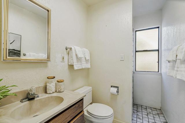 937 Parrott Drive, Hillsborough CA: https://media.crmls.org/mediaz/d4039e0a-d239-43c6-aca4-76a397ac53d4.jpg