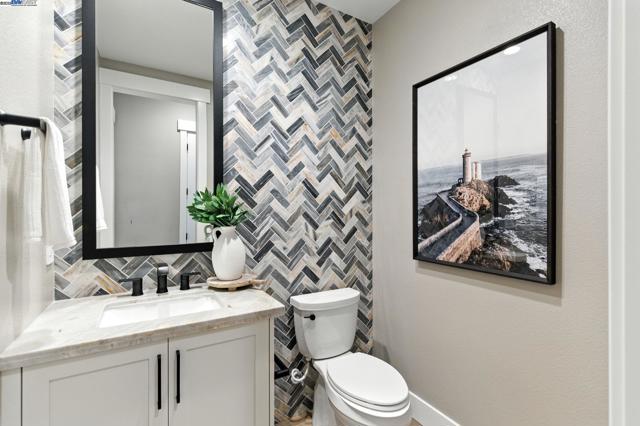 1691 S Wren Street, Dublin CA: https://media.crmls.org/mediaz/d403ed60-1df1-4976-bbba-b4499c92d9b3.jpg