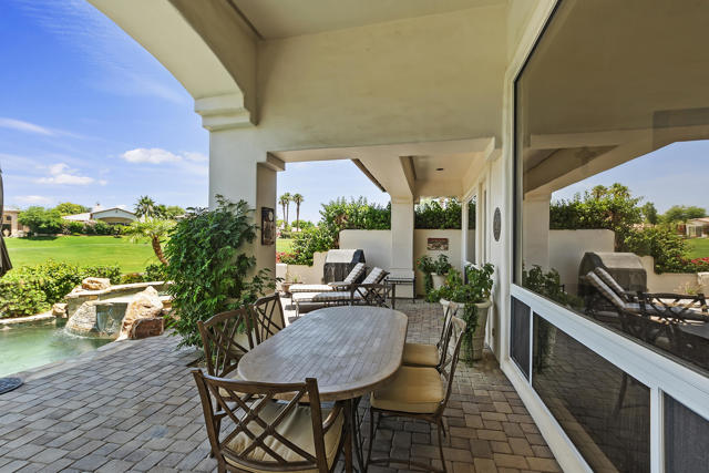 78920 Cabrillo Way Way, La Quinta CA: https://media.crmls.org/mediaz/d4062ec2-4842-4f7c-9167-a10cb545b3b5.jpg