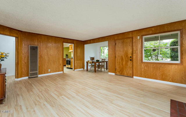 2238 Garfias Drive, Pasadena CA: https://media.crmls.org/mediaz/d4071fe3-0742-48b7-a83d-491c9ed5fa48.jpg