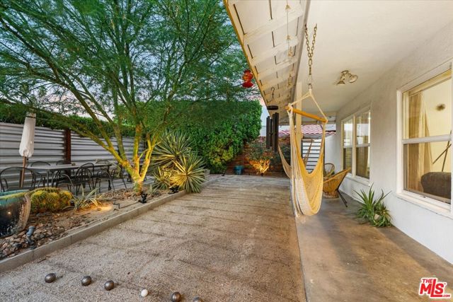 3963 E Calle San Antonio, Palm Springs, CA 92264
