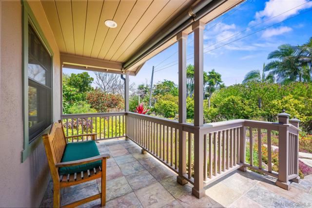 260 27Th St, Del Mar CA: https://media.crmls.org/mediaz/d408985d-0bfd-4900-9309-e1c202ec5dfb.jpg