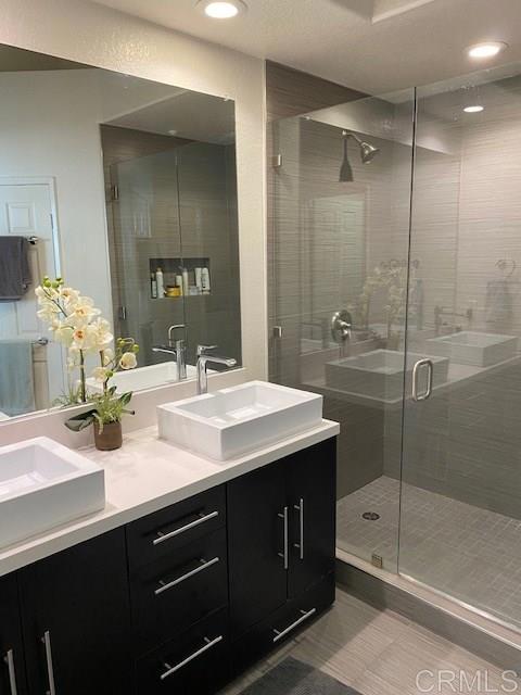 Detail Gallery Image 9 of 17 For 7215 Calabria Ct, San Diego,  CA 92122 - 2 Beds | 2 Baths