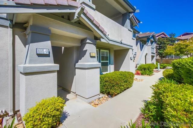 16915 HUTCHINS LANDING, San Diego CA: https://media.crmls.org/mediaz/d408d531-84f0-4c43-9d39-04cd1d11075b.jpg