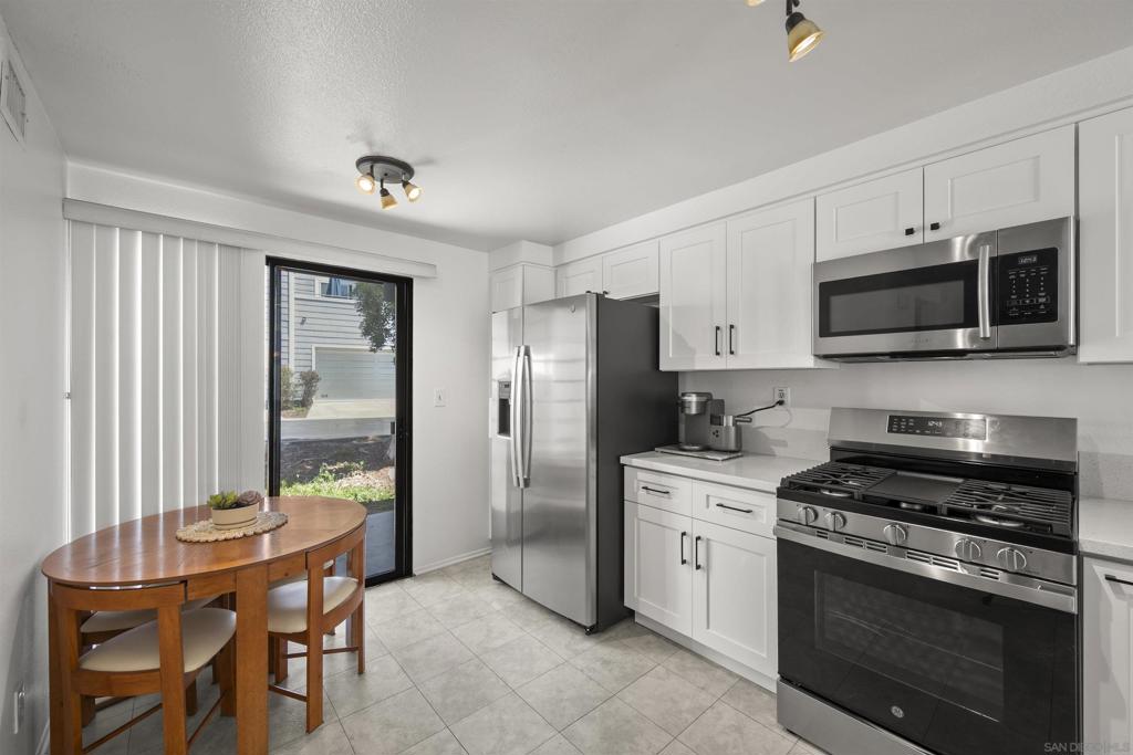 MLS #250031714SD img 36