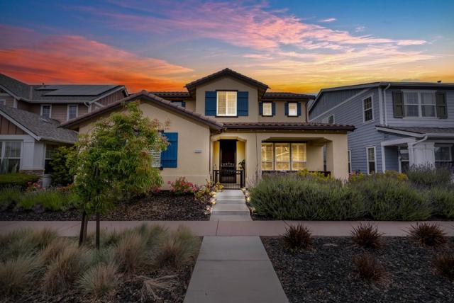 13145 Chamberlain Avenue, Marina CA: https://media.crmls.org/mediaz/d4096c95-a8b1-40c7-8d48-306719d26c17.jpg
