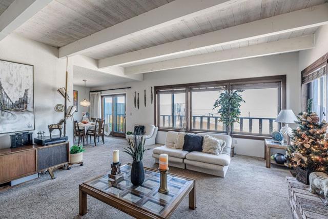 124 Surf Way, Monterey CA: https://media.crmls.org/mediaz/d409b7d4-f294-4c4d-9fdd-8f37fedbe404.jpg