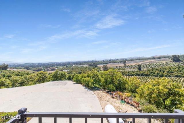 8445 Roseland Avenue, Moorpark CA: https://media.crmls.org/mediaz/d40c94b9-af51-4339-ab0d-5a9da398ace4.jpg