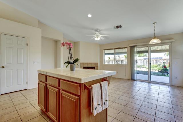 Detail Gallery Image 17 of 42 For 22929 via Santana, Nuevo,  CA 92567 - 4 Beds | 2 Baths