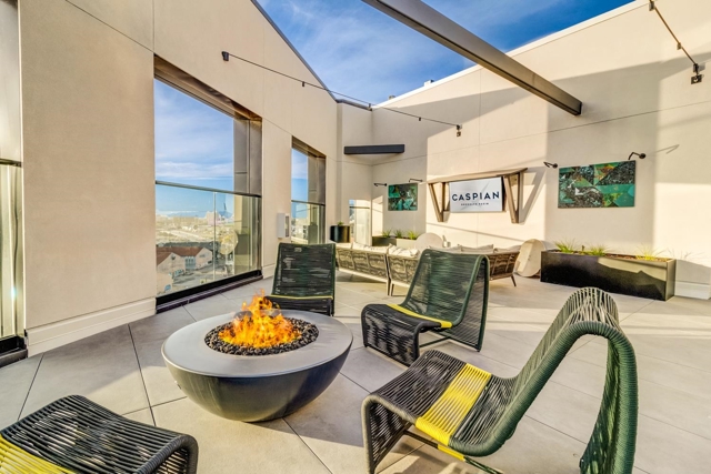 260 260 Brooklyn Basin Way, Oakland CA: https://media.crmls.org/mediaz/d40db7af-9399-433f-b1f4-da4b6174688c.jpg