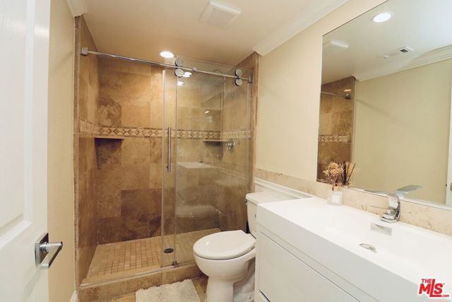 1995 Peaceful Hills Rd, Diamond Bar CA: https://media.crmls.org/mediaz/d40e0fed-e399-4b91-959f-58ad29b187fd.jpg