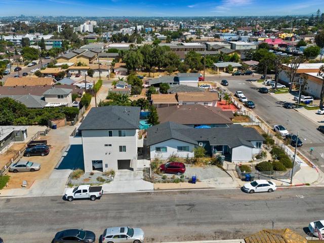 721 27 E 22nd St, National City CA: https://media.crmls.org/mediaz/d40f382c-ec32-4fbd-bf54-bc775f224ee8.jpg