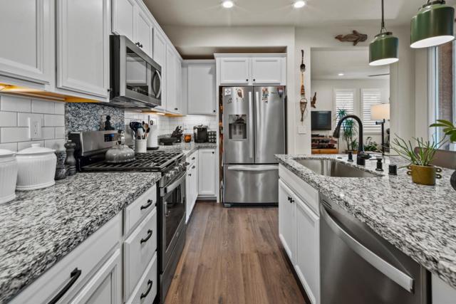 18938 Kilpatrick Lane,  CA: https://media.crmls.org/mediaz/d40f8bd6-4034-4324-9f98-ae6b03a8b0cf.jpg
