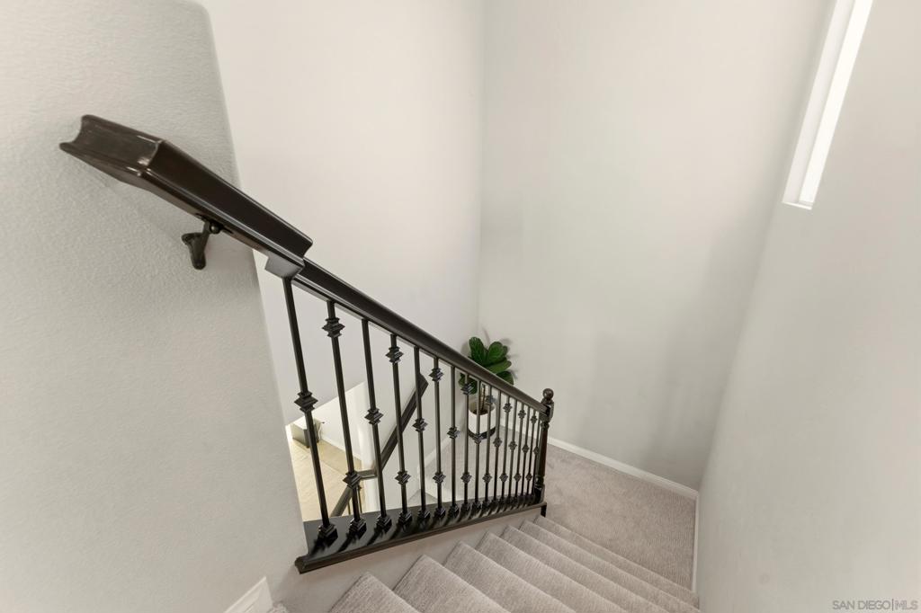 MLS #250045028SD image #29